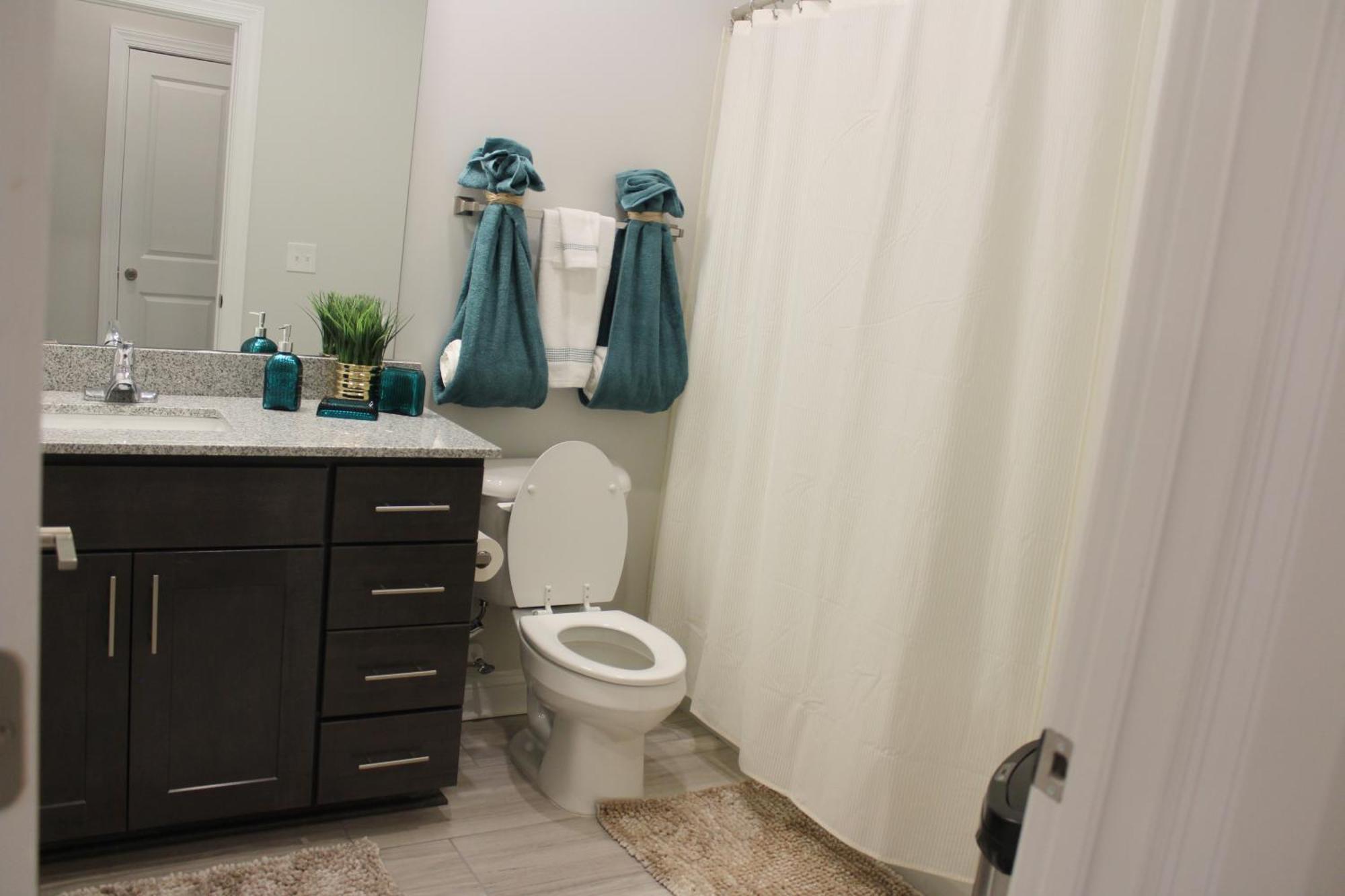 Quiet And Luxury Apartment - 10 Minutes From Ecu Winterville Exterior foto
